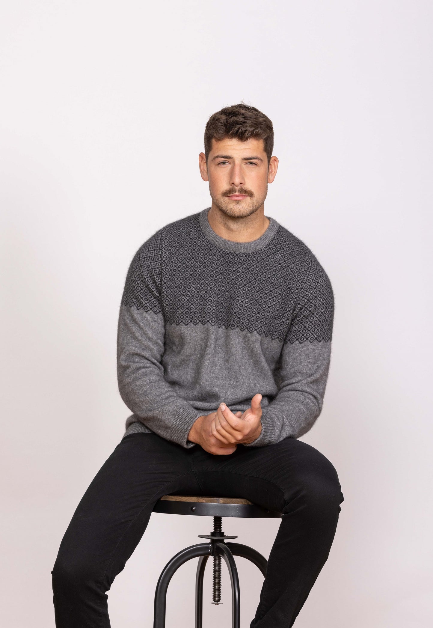 Noble Wilde - Vasa Sweater - Oyster/Black