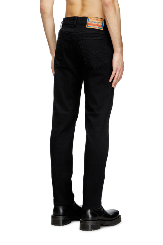 Diesel - D-Finitive Jeans - Black 34. Leg