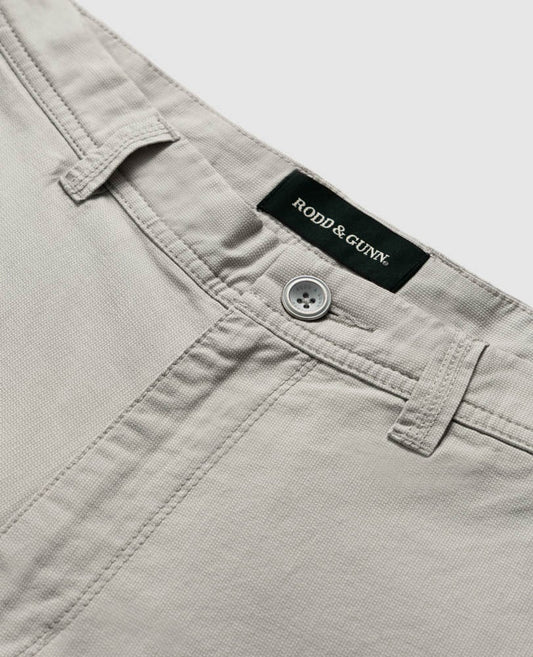 Rodd & Gunn - The Gunn Short - 7" - Oatmeal or Navy