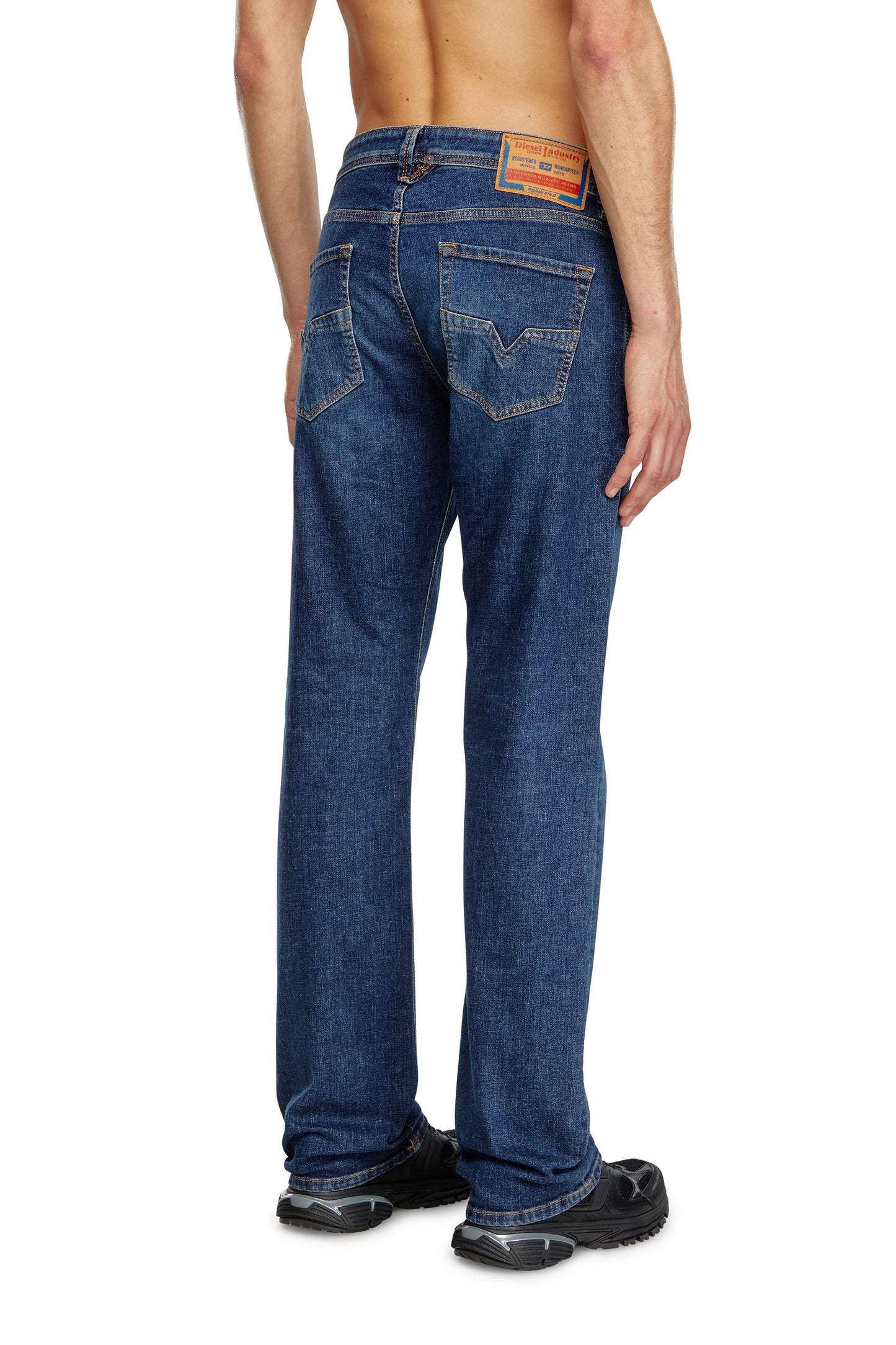 Diesel - 1985 Larkee Jeans - Mid Wash