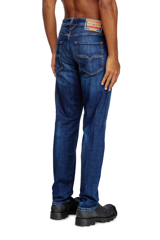 Diesel - Larkee-BeeX Jeans - 1986 Washed Denim