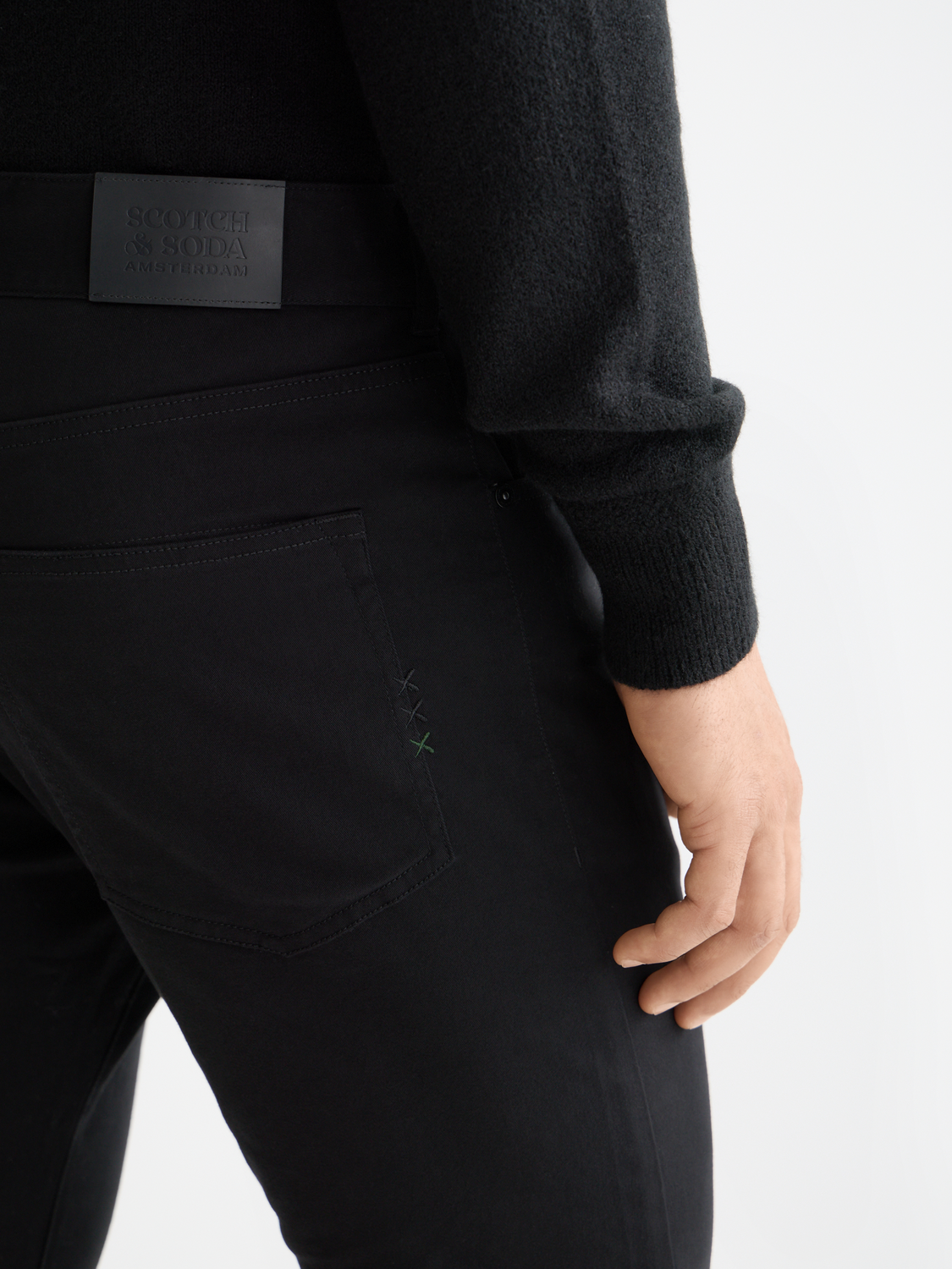 Scotch & Soda - Ralston Chinos - Thyme or Anthracite