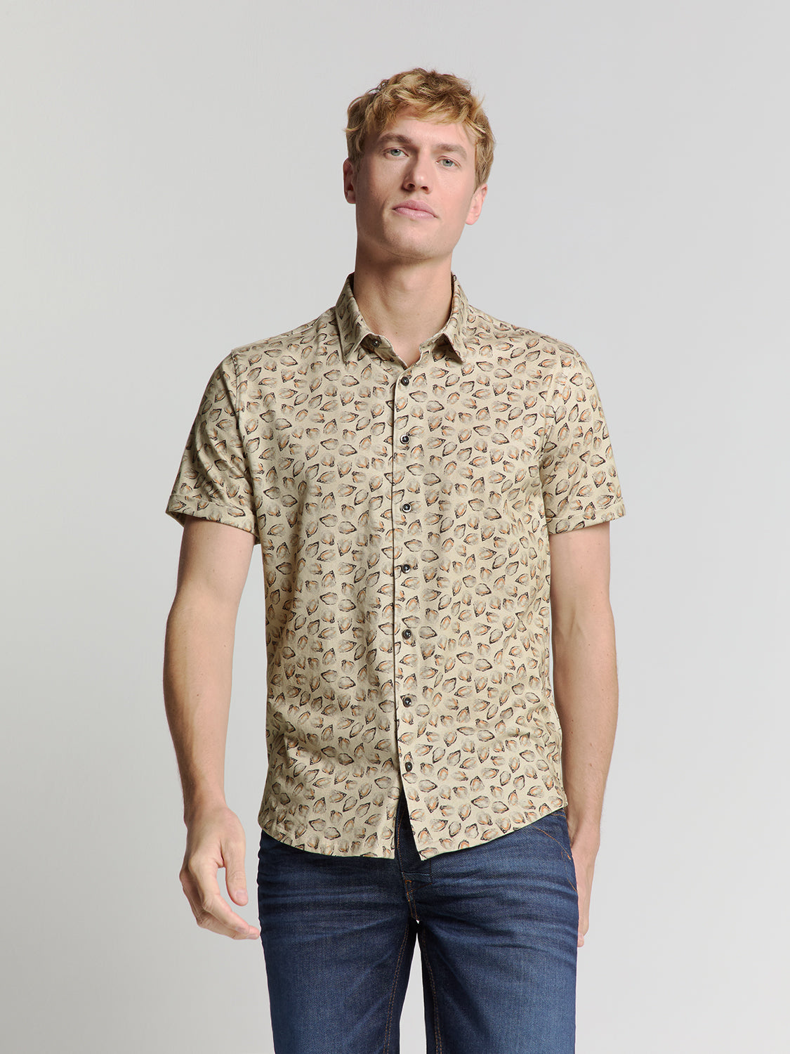 No Excess - Knitted Jersey Short Sleeved Shirt - Oysters/Sand