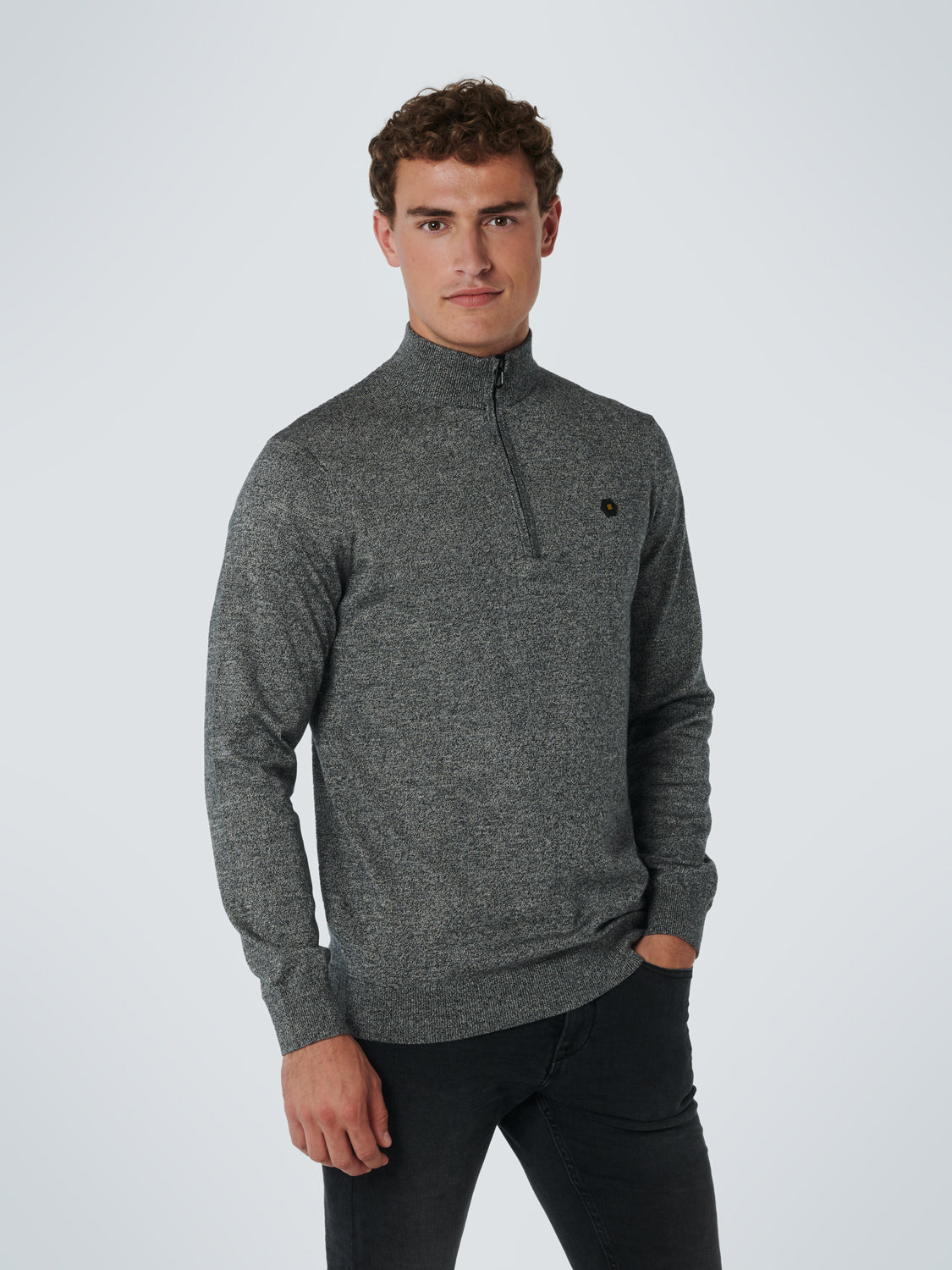 No Excess - Half Zip Pullover - Two Colours