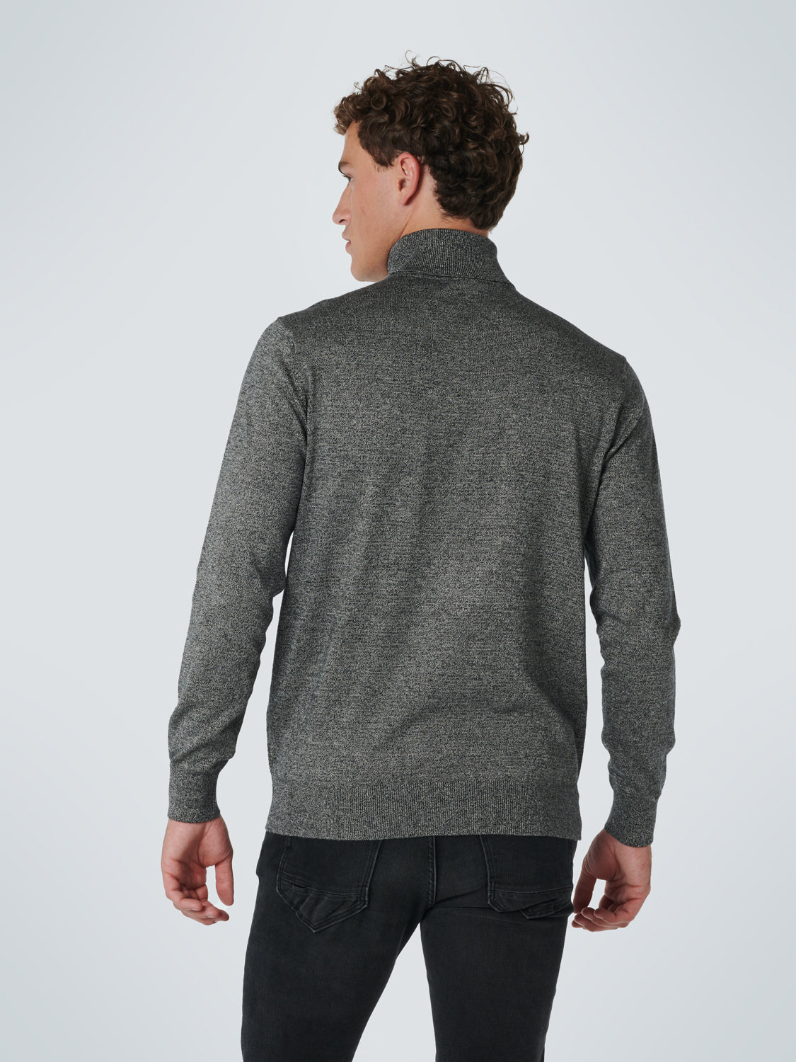 No Excess - Rollneck Pullover - Two Colours